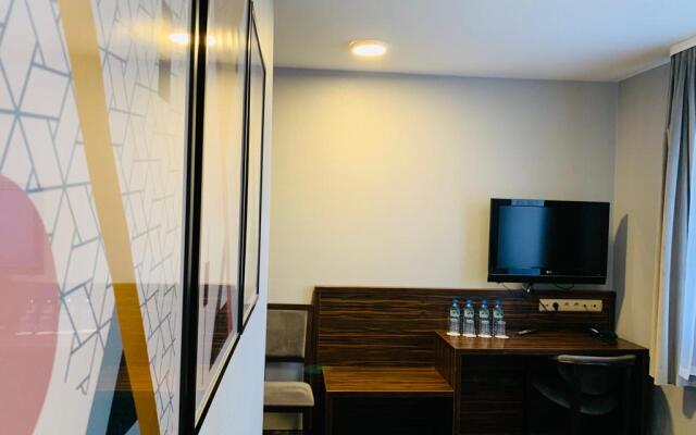 Hotel Fero Express