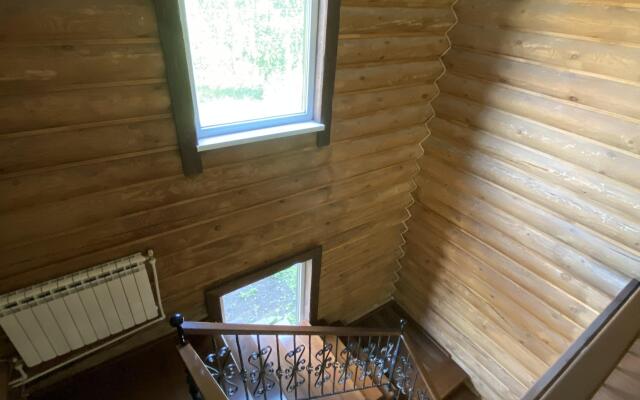 Дом Уютный в Абзаково