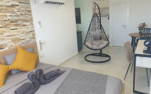 Maya Luxury Guest House