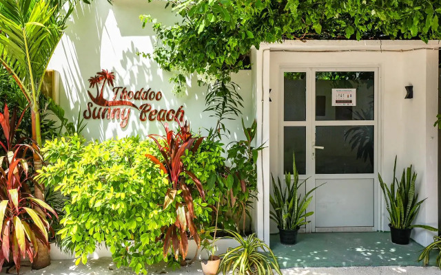 Thoddoo Sunny Beach Guest house
