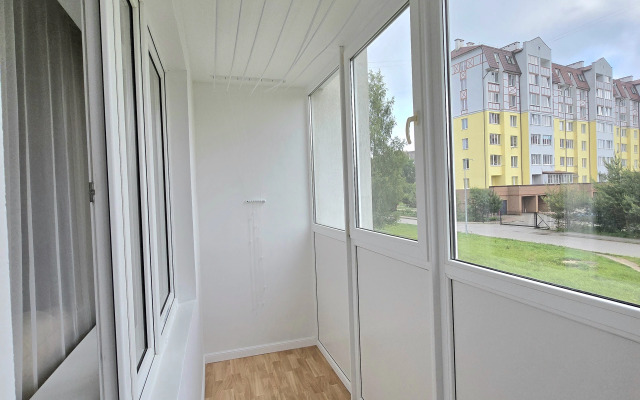 Квартира Трёхкомнатная на Яблоневой