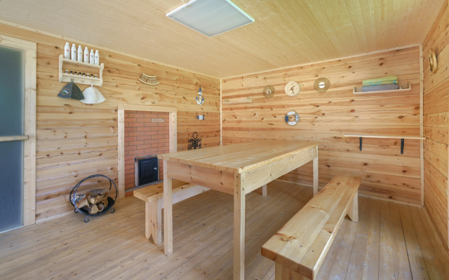 U Reki S Baney Private house