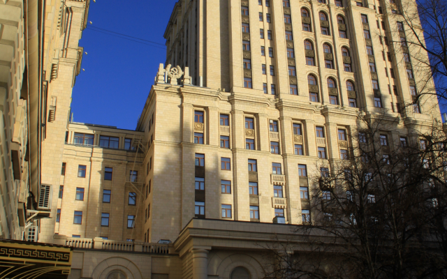 Stalinskiy Ampir Apartments