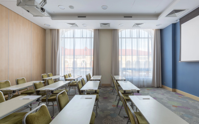 Nesterov Plaza Hotel