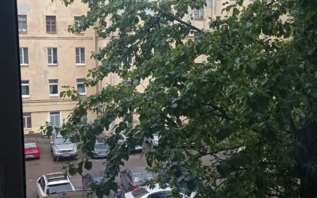 Studiya Martovskiy zayats na Borovoy Apartments