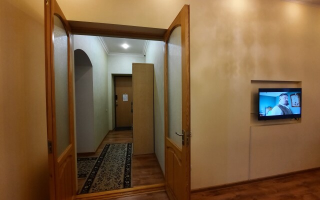 Na Bolshoy Morskoy 5 Apartments