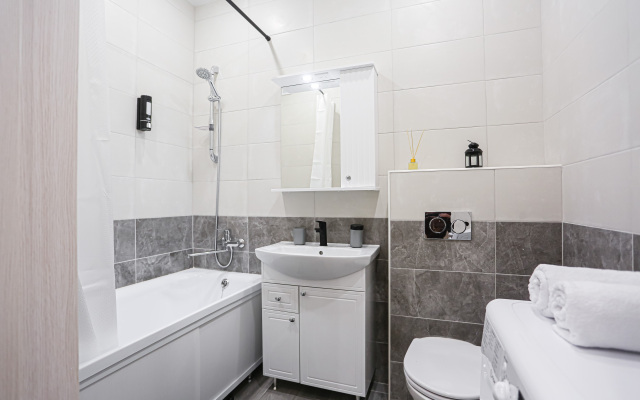 Апартаменты SunSet 2-Оранжерейная 2к1 кв 223