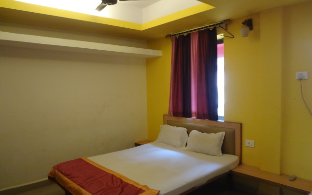 Sai Prabhavati Apart-Hotel