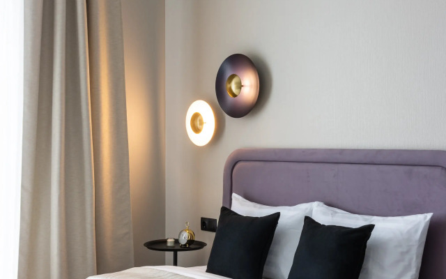 Merino Home Violet Apartments