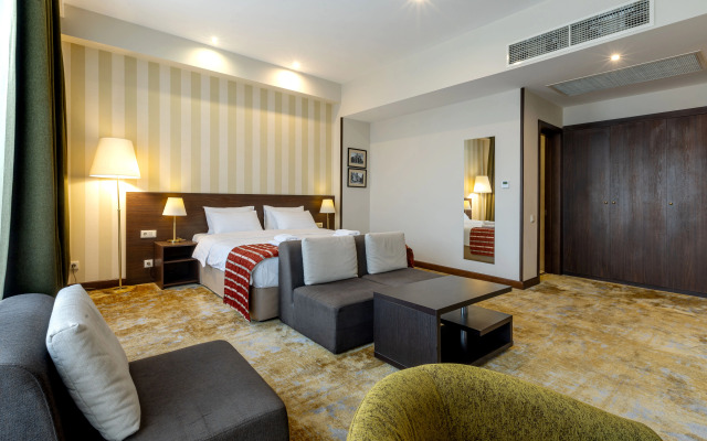 Citrus Hotel