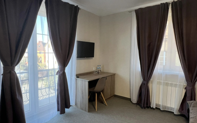 Astra Guest house