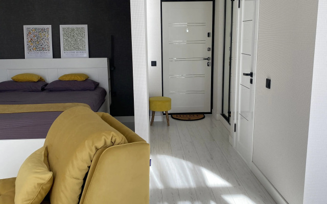 Svetlaya Studiya Na Beregu Volgi V Tsentre Goroda Flat