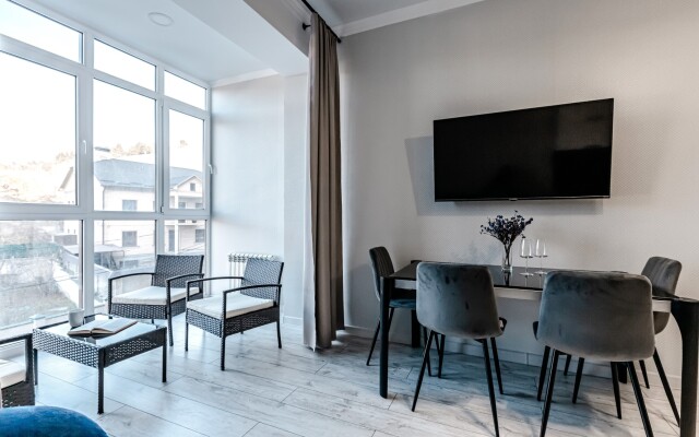 Апартаменты Фиалка от Ирины Савельевой + В курортной зоне + У входа в парк + Рядом Долина роз и Красное солнышко