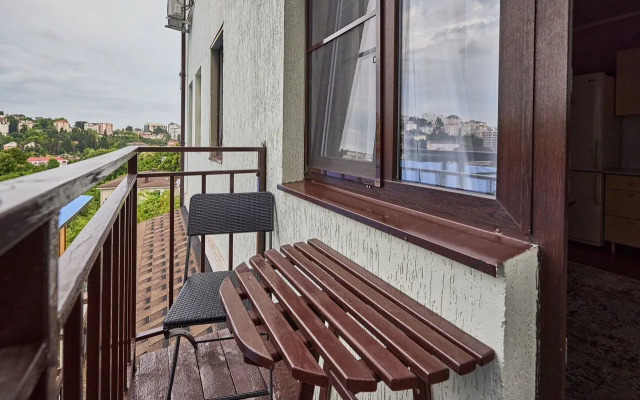 Na Krasnoy 49 Flat