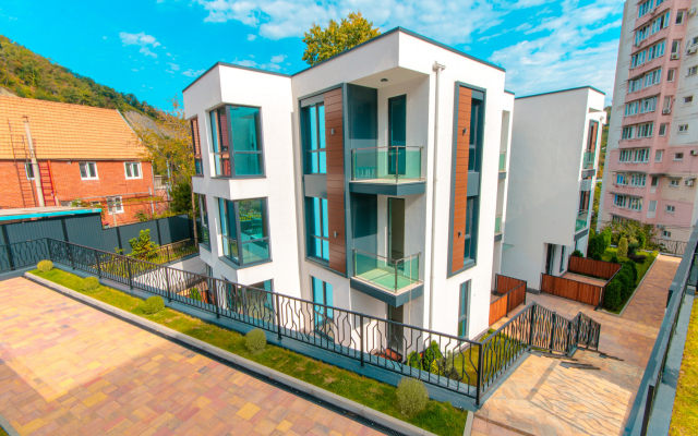 Nevada Apartments