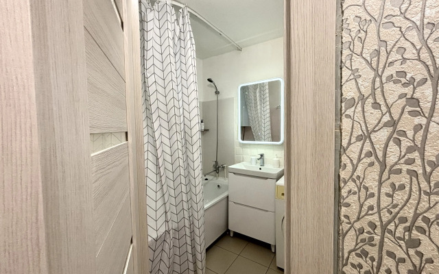 BestHome Prostornaya Kvartira Dlya 4 Gostey Flat