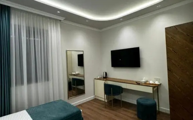 Ketrin Hotel Restaurant