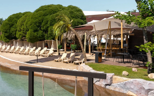 Dolphin Planet Hotel & SPA