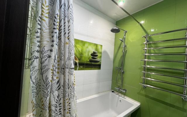 Kvartira Alexhome Rp Sverdlovskiy Mikhaila Marchenko 8 Apartments