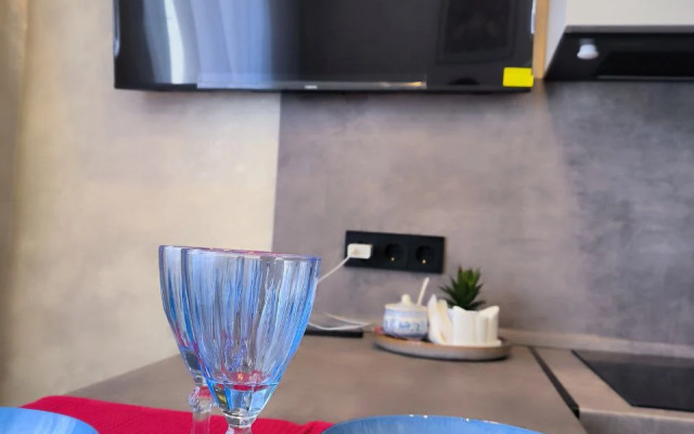 1kv Barbaris Ryadom S Rekoy Flat