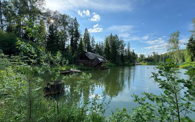 Частный дом Barns Village