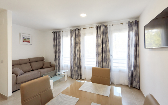 Sonrisa Deluxe Apartments Levante