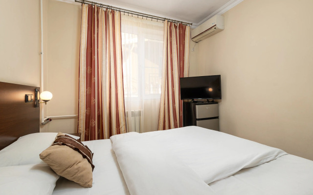 Guest house Yana
