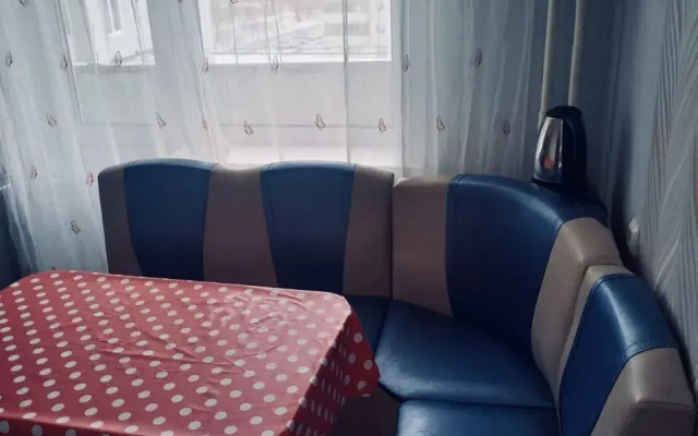 Na Ulitse Solnechnaya 8 Flat