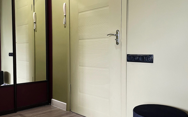 Квартира на Перенсона 9