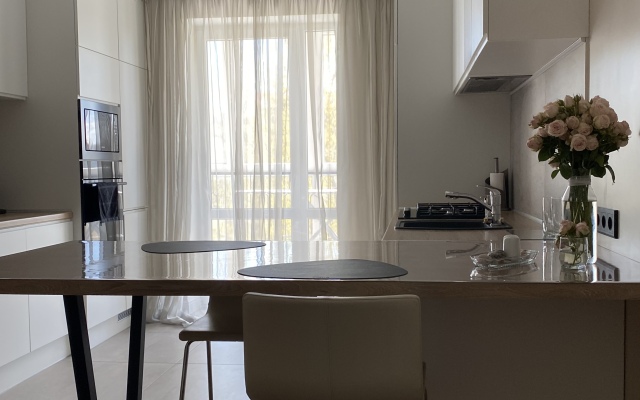 Stilnaya Ot Dizajnera U Morya Zlk_apart flat