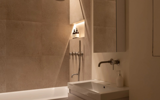 Апартаменты рядом с Никольским собором и Лермонтовским проспектом