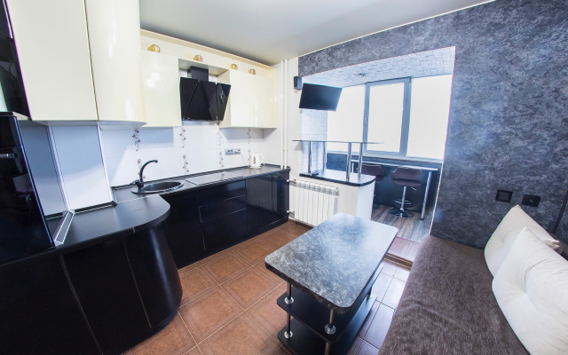 Апартаменты Триумф на Пугачева 8