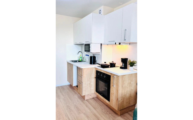 Апартаменты Новая студия на 10 этаже