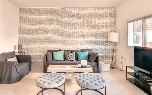 BnBIsrael - Hovevei Tsiyon Magnolia Apartments