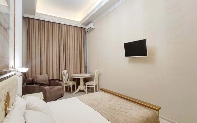 Gallery 1 Apartment