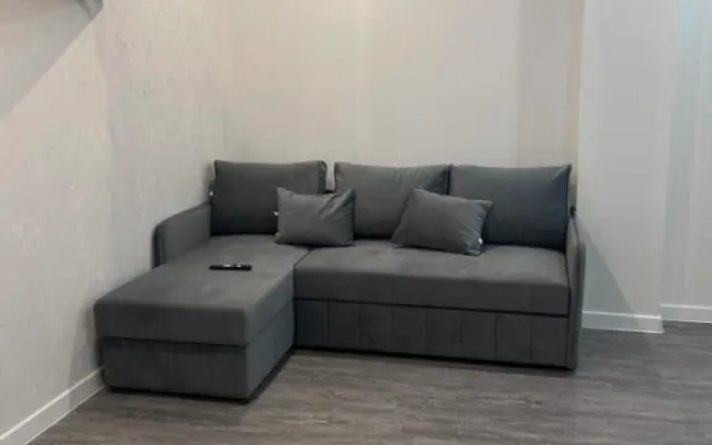 Uyutnaya S Basseynom Flat