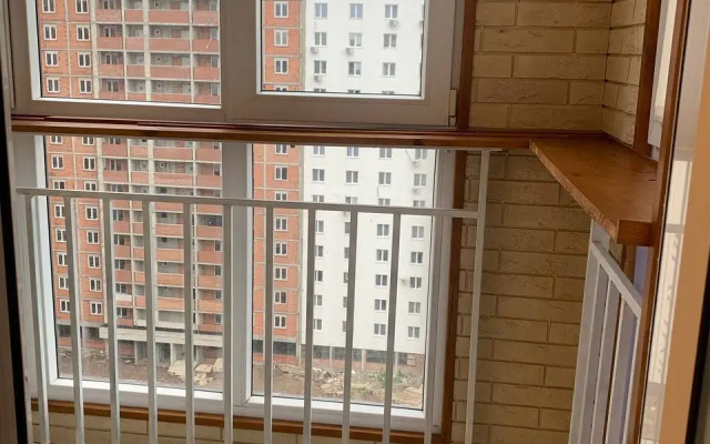 Na Chernikovskoy 18 Flat