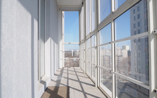 Квартира Современная студия на Дзержинского 86