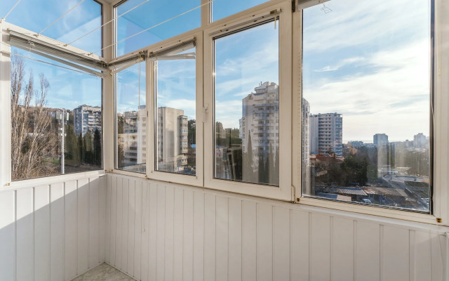 Pyatikomnatnaya V Tsentre Yalty Flat