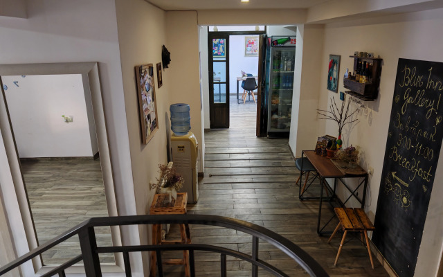 Blur Inn Gallery Hotel