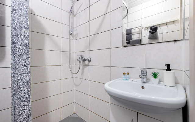 Частный дом часть с 2 спальнями с видом на горы