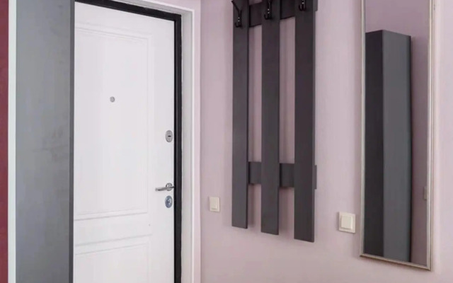 U metro Zyablikovo (RМ13) Flat