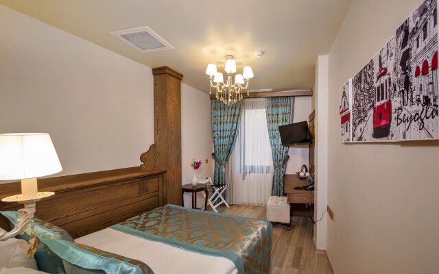 Perapolis Hotel