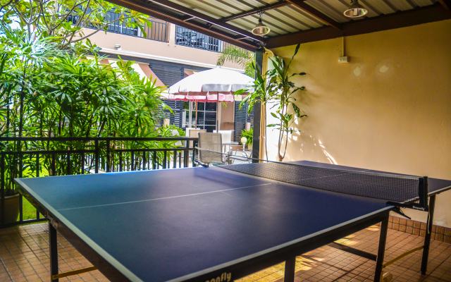 4 Palms Resort Hotel