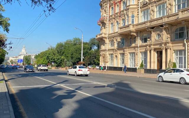 V Istoricheskom Tsentre Flat