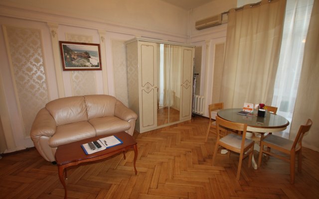 Apartamentyi TVST - Tverskaya Gnezdnikovskij