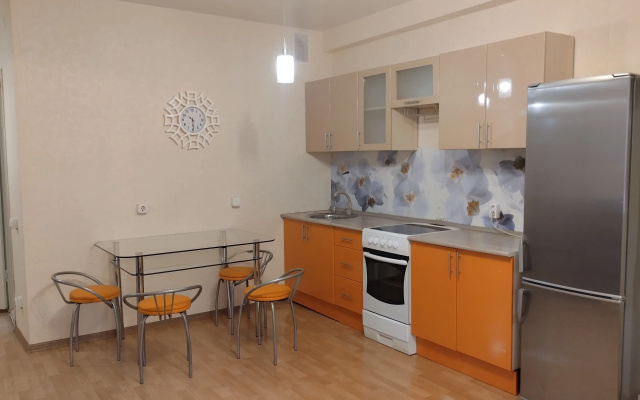 Квартира студия на Бейвеля 56