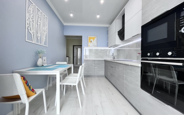 Krymskoy Vesny 1 Flat