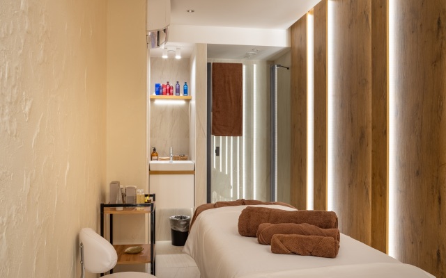 Amber Shore Collection Hotel