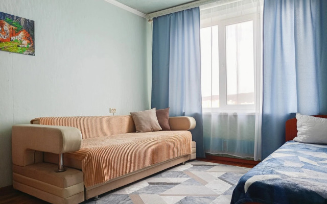 Жилое помещение Трехкомнатные апартаменты Sweet Home